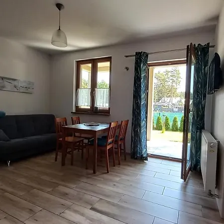 Pod Lasem Apartman *